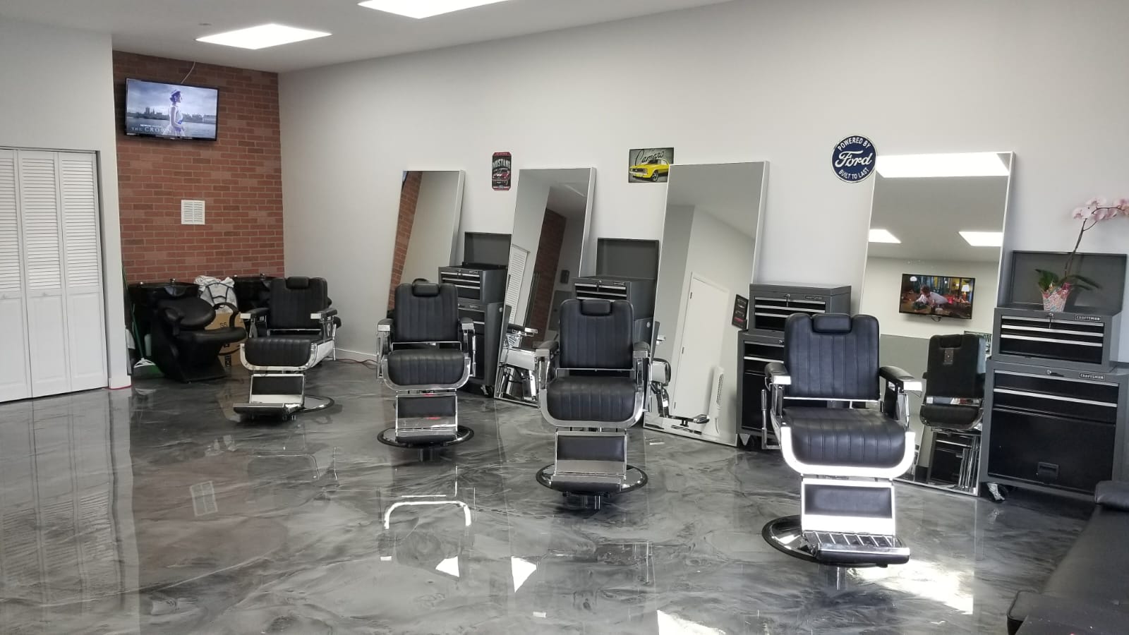 barber-shop-interior